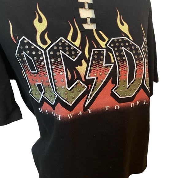 AC/DC ACDC Graphic Cropped Black Highway To Hell Tee Sz Large - Picture 2 of 10